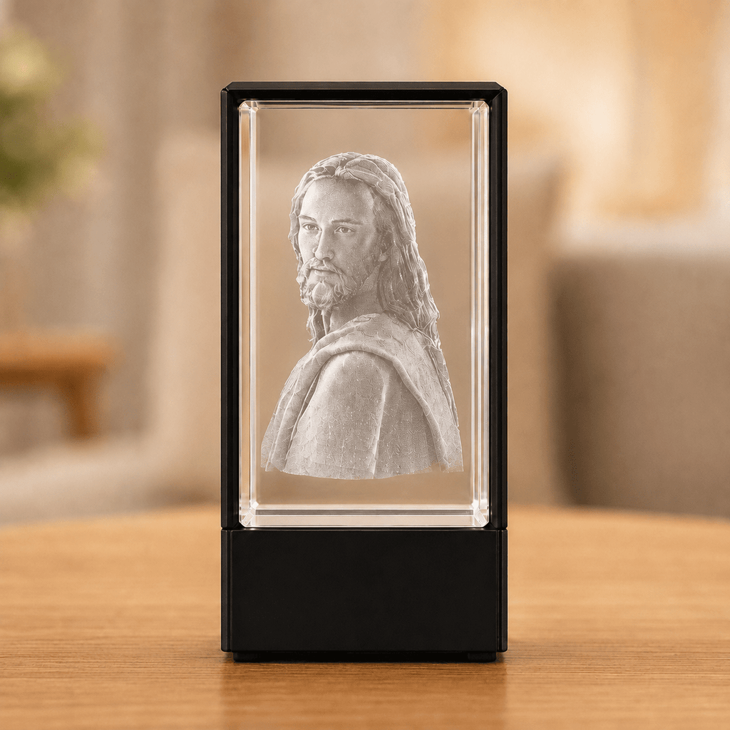 Jesus Portrait Crystal Keepsake - Laverina