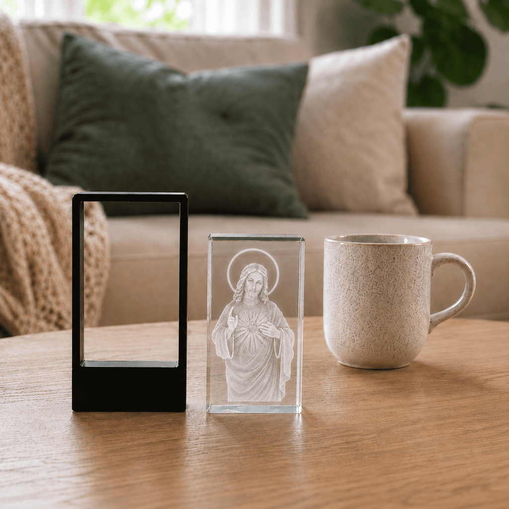 Sacred Heart of Jesus Crystal Keepsake - Laverina